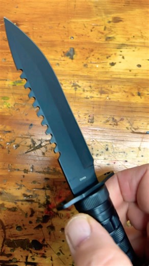 Cool Survival Knife! #edc #blade #cutlery #bowieknife #fixedblade #huntingknife #edcknife