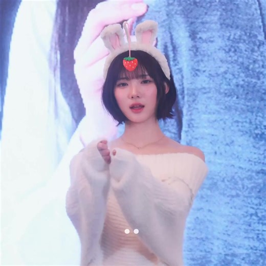 Hachu Fishing at KMStation Offline Fansign Event