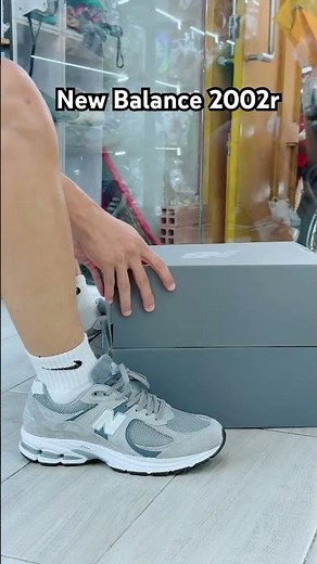 Review + Onfeet Giày New Balance 2002R by Trungsneaker #newbalance #nb2002r #sneakers