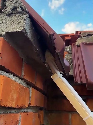 Grouting process of an innovative glue applicator