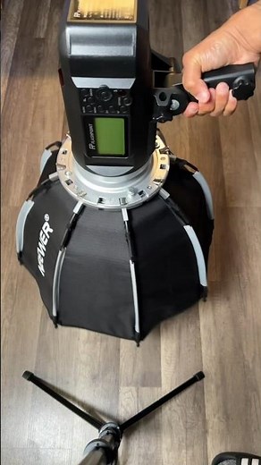 📦 The Neewer 17” Mini-Softbox 📦 #flashphotography #photography #portraitphotography