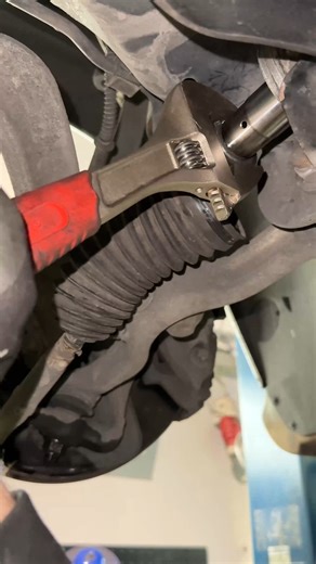 1.5M views · 10K reactions | #Mercedes #steering #repair #diy #mechanic | Marius RBE | Facebook