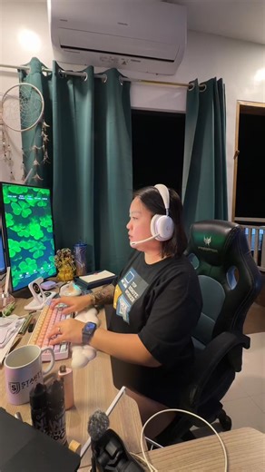 𝟏𝟎 𝐝𝐚𝐲𝐬 𝐭𝐨 𝐠𝐨! '𝐖𝐚𝐠 𝐦𝐨 𝐩𝐚𝐥𝐚𝐦𝐩𝐚𝐬𝐢𝐧 𝐚𝐧𝐠 𝐜𝐡𝐚𝐧𝐜𝐞 𝐧𝐚 '𝐭𝐨! Don’t wait! REGISTER NOW: https://forms.gle/4px1f8f2JzpDcQM86 📝 Imagine:✔️ Meeting mentors who’ve been where you are✔️ Networking with freelancers who inspire and collaborate #FreelancersWonderland2025 #FW2025 #WonderFam #FWMomentum2025 #FreelancerMomentum2025 #freelancerswonderland #virtualassistant #workfromhome | BloggyMary