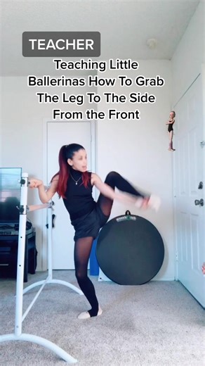 Little Ballerinas: How to Grab Your Leg