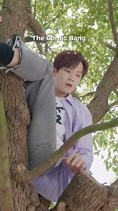 Where did you learn tree language?😂🍃 Watch #TheComicBang on iq.com #cdrama #开画少女漫 #TheComicBang #ShenYue #沈月 #WangJingxuan #王敬轩 #Johnson #周彦辰 #JennyZeng #曾可妮 #WuYuheng #吴宇恒 #ZhaoYiqin #赵弈钦 #WangRuoshan #王若珊 #iQIYIOriginal | iQIYI US