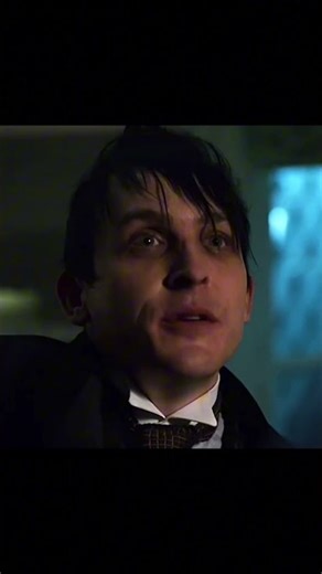 Au 100 likes face reveal 🚀🔥 #pingouin #gotham #edit #viral