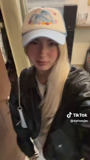 Así son casi todas mis noches en especial mi rutina de skincare usando mis productos favoritos que son de la líena DermoPure Eucerin 🧴 #ACNEVER #Publicidad @Eucerin México