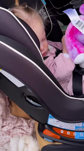 Lennon is the only Triplet who was born with sleep apnea! She wears oxygen when she sleeps and she h #momlife #fyp #momtok #toddler #family | Michael Gordon