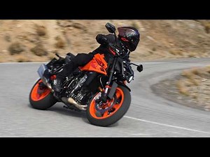 2024 KTM 990 Duke Review - Call It The "Super Duke Lite"
