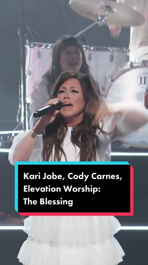 “May the Lord bless you and protect you. May the Lord smile on you and be gracious to you. May the Lord show you his favor and give you his peace.” Numbers‬ ‭6‬:‭24‬-‭26‬ ‭@karijobeofficial @codycarnesofficial @elevation.worship 🎥 Watch the full video on the TBN YouTube channel or the TBN app. #Christian #Christiantiktok #Jesustok #Godtok #KariJobe #elevationworship #elevationmusic #CodyCarnes #praise #worship #music #TheBlessing #favor #God #favorofGod #Jesus #Godisgood #faithful #encouraging 