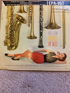 Peanuts Hucko, Urbie Green, Lee Castle, Ernie Caceres - The Mellow Moods Of Jazz