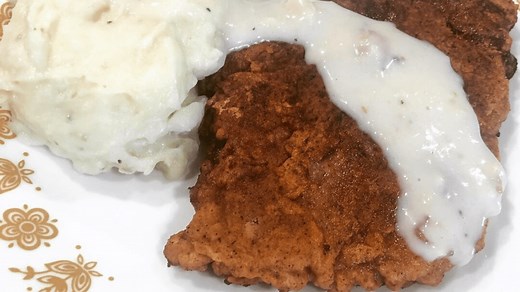 How to Make the Pioneer Woman's Chicken Fried Steak with Gravy