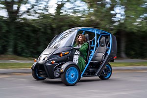 EV Startup Arcimoto Wants Us All Driving Three-Wheelers