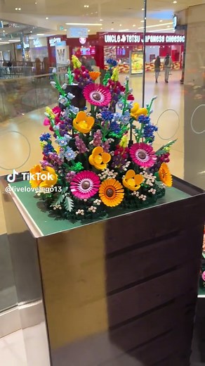 Exploring LEGO Botanical Flower Displays at Baybrook Mall