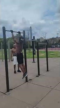 People he's 70 years old! Acting like a teenager!!💪🏿💪🏿💯💯🔥 #shorts