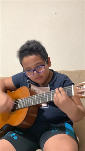 todoanguitarlesson on TikTok