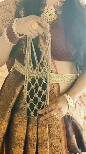 DM on Instagram for more details 😇|#shorts #upharbags #workshop #beadedbag #blingbag