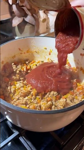 Stuffed Bell Pepper Soup | Part 6 of My Sunday Soup Series ✨