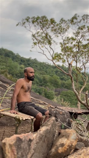 I MAKE A SURVIVAL BENCH #forest #cool#primitive