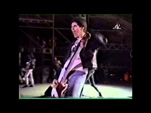 Ramones - Do you remember rock and roll radio? (Live Argentina 1996)