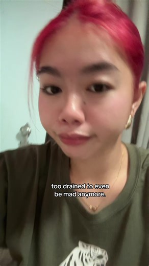 Sionna_all (@sionna_all)’s videos with crying into a pillow - i don't like mirrors