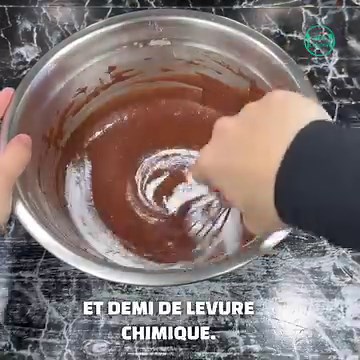 959K views · 14K reactions | Sans Four, 2x plus rapide ‍ Gâteau au chocolat entièrement à la poêle incroyablement délicieux  | Deli Cuisine | Facebook