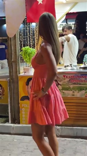 98K views · 3.1K reactions | Cryzy Ice Cream Man ❤️鹿鹿鹿 #Christmas #BadmasImRan #reelsfypシ #viral | Badmas ImRan | Facebook