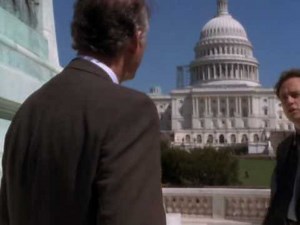 The West Wing - Season 1, Ep 4 - President Bartlet doesn't hold a grudge ...