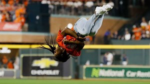 Simone Biles wows the crowd at Game 2 of the World Series