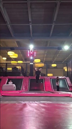 double cork to double backflip #tricking #tumbling #turnen #gym #trampoline #backflip #parkour #flip