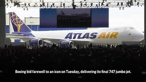 Boeing workers say goodbye to last 747 jumbo jet