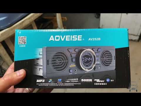 My MiniTruck - 28 - a new radio (badly installed)