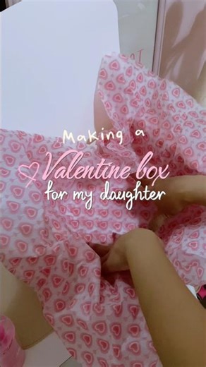 Making a valentine box for my daughter 💖💋 #valentinesday #valentinegiftideas #valentinegift #asmr