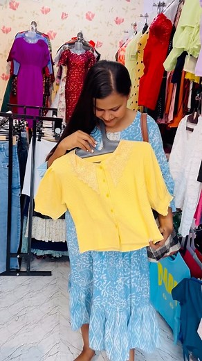 ✨Shop name : queen 👸 Barsha Dev Paul Contact: 9609509495 Address: Habra,Dotola bari bus stop Garments collection 😍😍😍 #reelsvideo #reelsinstagram #insta #instafashion #instamood #instalike #fb #shorts #minivlog #viralreels #trending #viralvideo #trend ##explorar #explorepage #puja #durgapuja #2023 #shopping #dress #dresses #dressoftheday #dressup #resanbleprice | Hiya Sarkar