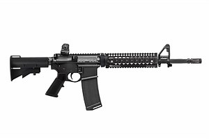 Daniel Defense Retro AR15 with 14.5'' 5.56 CHF chrome lined mid-length barrel, pinned flash hider ...