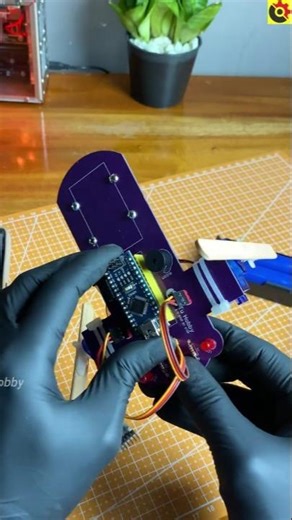 Bluetooth Cute Bot Robot Hardware #arduino #robot ‪@sritu_hobby‬