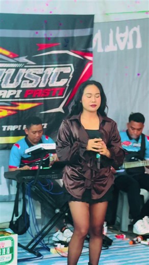Natural @Mbak mawar #PD_MUSIC Tasyakuran @Mbah Gondok 🐸 raja sawer bareng #HS_AUDIO