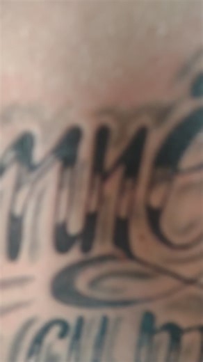 Stunning Gothic Tattoo Design: DUMMEZ e.c.umine