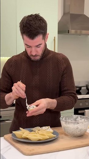 The Best Stuffed Pasta Shells Ever