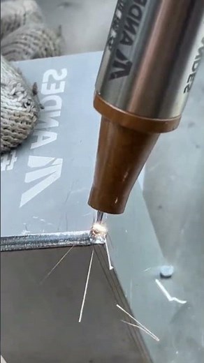 Handheld Laser Welding MachinePortable Laser Welding Machine