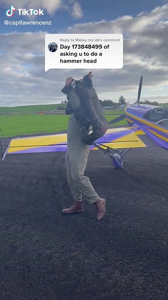 Flying the Stall Turn: A Guide to Hammerhead Aerobatics