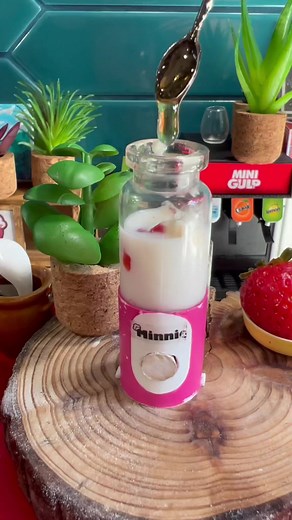 Rip Minnie mix you gave it your all, new one in production #minniemixerleahxoxo #milkshake #drinktok #kaput #fyp #asmrfoodsounds