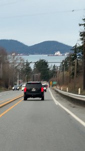 Deception Pass State Park features a mix of rugged ocean cliffs and quiet old growth forests. Best known for its panoramic views and jaw-dropping sunsets. Rosario Beach is a popular day-use area within Deception Pass State Park on the south end of Fidalgo Island in Washington. Many Easy loop trails offering panoramic views of the Strait and the Olympic Mountains. Follow @travelandhikediaries for more travel and family hiking adventures. Hiking | Adventure Enthusiasts | Nature Lovers | Scenic Dri