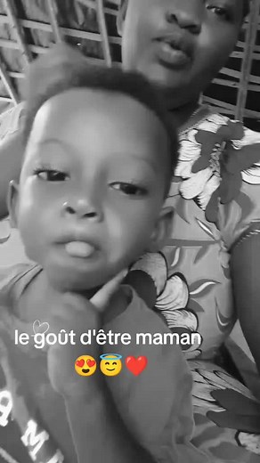 Vidéos de Pamela Stone (@pamela.stone7) avec son original - Madras tshita