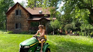 I had a bat intrusion in my house! 🦇 | Hannah Lee Duggan