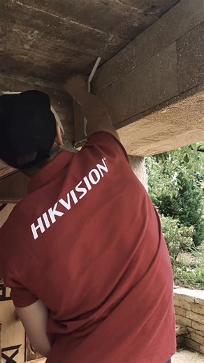 🔝GENERAL SYSTEMS 📹 068134310📞 🔒📹 Instalare sistem de videosecuritate la zona de agrement CUIB Capriana! 📹🔒 Am avut plăcerea să instalăm un sistem modern de videosecuritate pentru a asigura siguranța și confortul vizitatorilor la CUIB Capriana. Acum, fiecare colț al zonei de agrement este supravegheat pentru a oferi liniște și securitate maximă. 🌳🎥 #Videosecuritate #Siguranta #CUIBCapriana #Tehnologie #InstalareSisteme #zonadeagrement