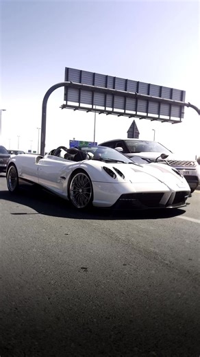 The Mind-Blowing Pagani Huayra Experience