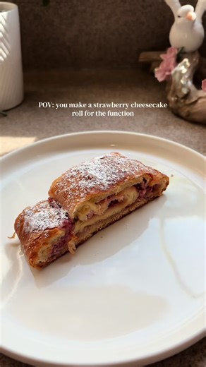 Sooo easy and super yummy for spring/summer desserts. Recipe 👇🏼 Ingredients: Pillsbury Crescent roll Cream cheese (one block) 1/2 cup sugar 1 egg 1 tsp vanilla extract 1/2 cup strawberry preserves Powdered sugar for dusting 1. Make the cream cheese filling by combing cream cheese, sugar, egg and vanilla in a bowl until smooth. 2. Roll out the crescent dough and leave it in a rectangular shape. Pinch the seams together if necessary. 3. Spread cream cheese filling over the dough, followed by the