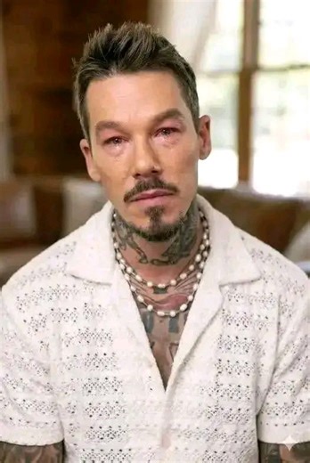 David Bromstad Lovers | David Bromstad fans This is going to be my last post if I don’t get a 𝙃𝙞💔☹️😭 I promise | Facebook