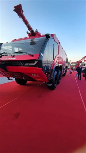 Customized fire trucks | 鲁恒